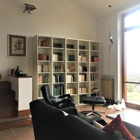 Tugurio. La Tua Casa Immersa Nel